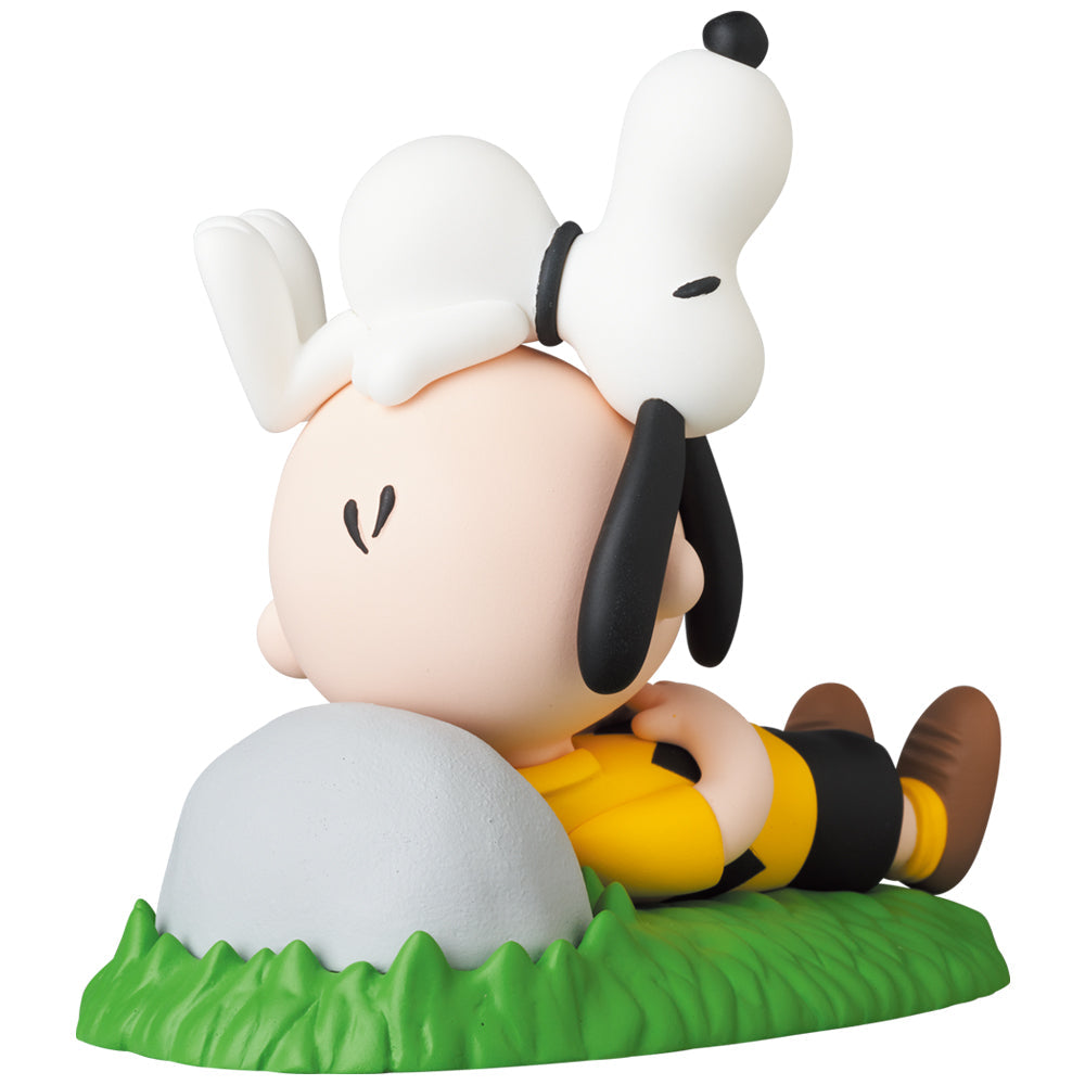 UDF PEANUTS SERIES 13 NAPPING CHARLIE BROWN & SNOOPY – MCT TOKYO