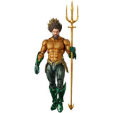MAFEX AQUAMAN（GOLD & GREEN SUIT）
