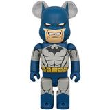 BE@RBRICK BATMAN (BATMAN: HUSH BLUE Ver.) 400％《Planned to be shipped in late March 2026 / Order period is until October 10》