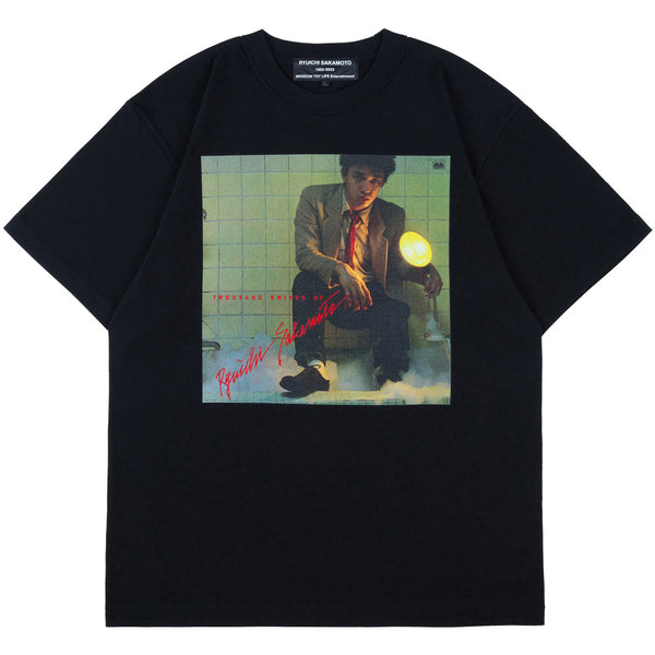 MLE 坂本龍一 「千のナイフ」 TEE《2025年12月発売・発送予定 受注期間は9月27日まで》