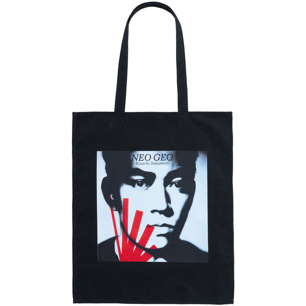 MLE 坂本龍一 「NEO GEO」 TOTE BAG《2025年12月発売・発送予定 受注期間は9月27日まで》