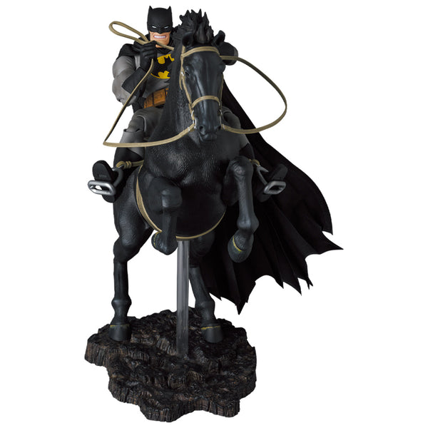 MAFEX BATMAN & HORSE (The Dark Knight Returns)