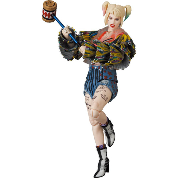 MAFEX HARLEY QUINN（Caution Tape Jacket Ver.）