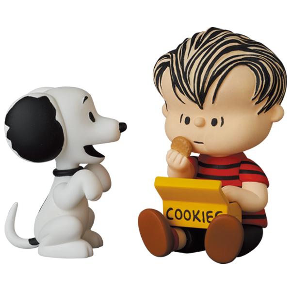 UDF PEANUTS SERIES 12 50’s SNOOPY & LINUS