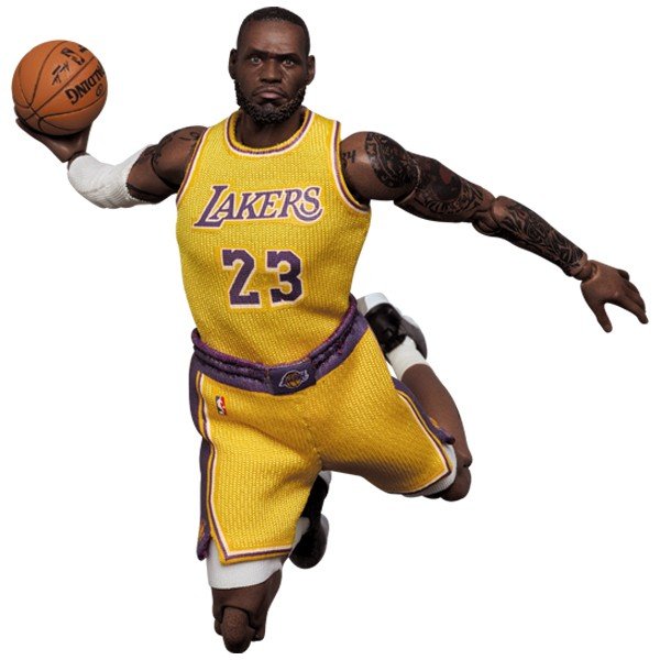 MAFEX LeBron James（Los Angeles Lakers）